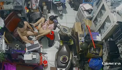 Hack camera vợ chồng điện lạnh làm tình – 2