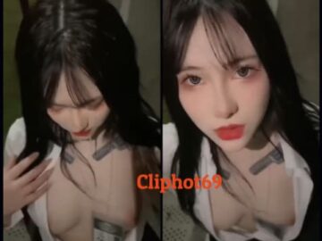 Em hot girl bú cặc tinh trùng bắn vào mồm